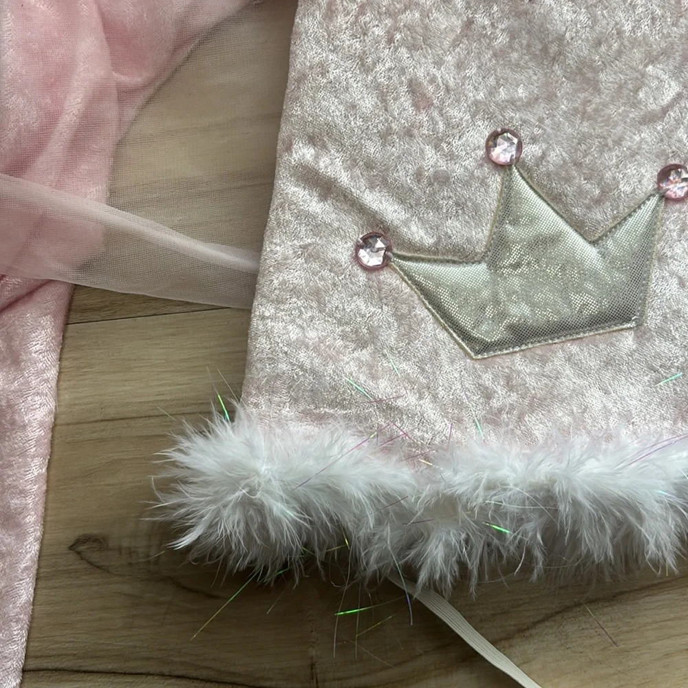 Creative Education Girls Size Small (3/4) Dress Up Princess Hat & Cape Costume